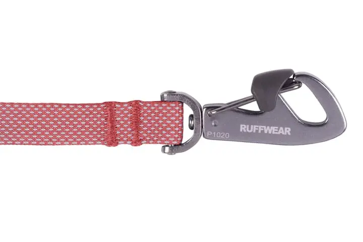 Ruffwear Hi & Light Lightweight Dog Lead Salmon Pink 3 Ruffwear Hi & Light Lightweight Dog Lead Salmon Pink - Image 3